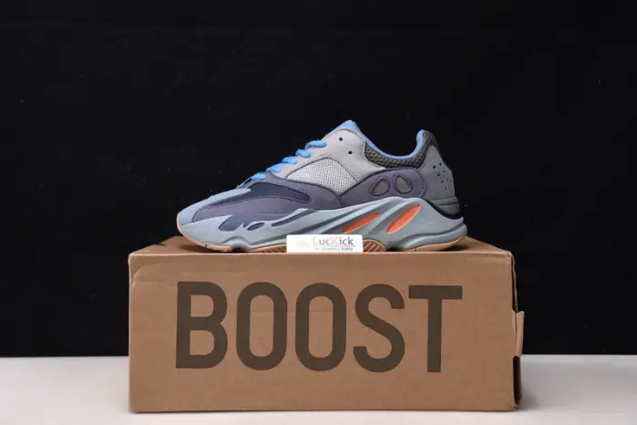 Yeezy Boost 700 Carbon Blue 