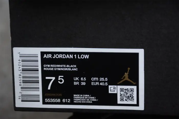 Air Jordan 1 Low 