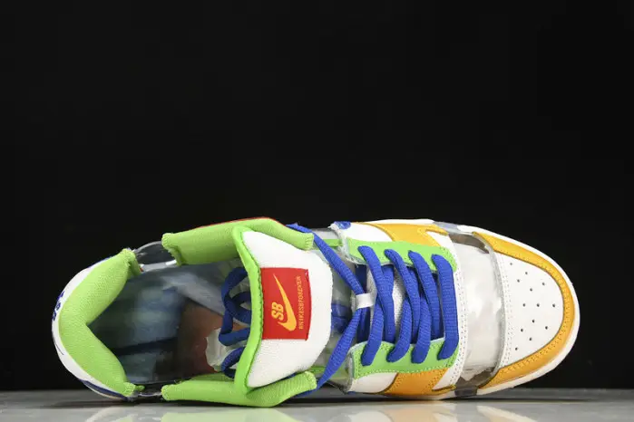 Nike SB Dunk Low 