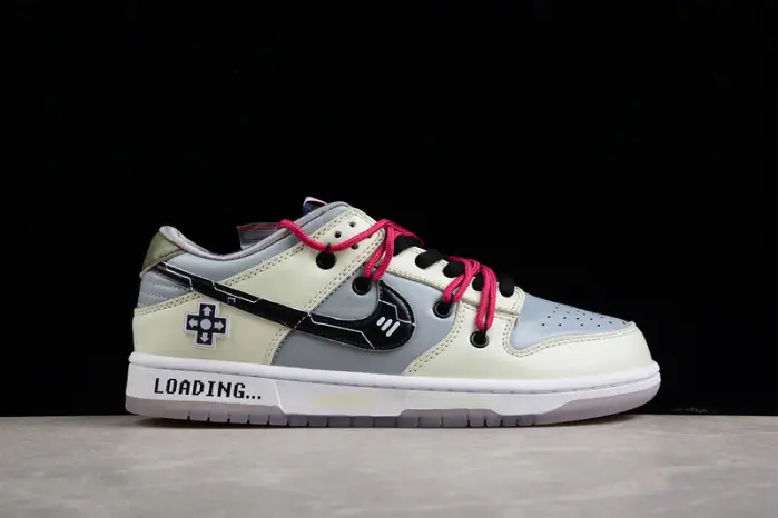 Nike Dunk Low 