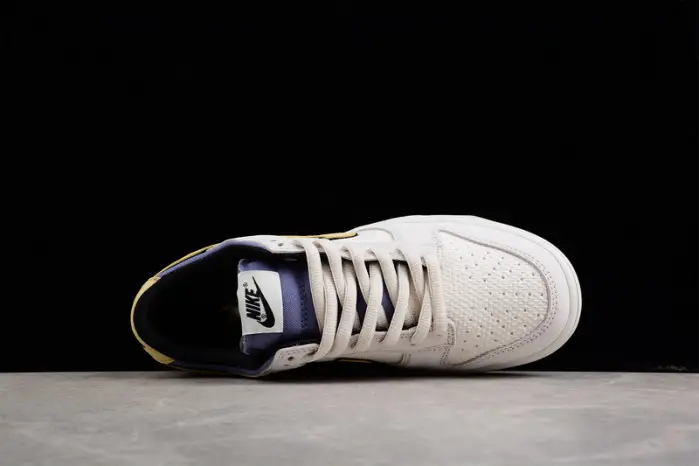Otomo Katsuhiro x Nk SB Dunk Low "Steamboy OST" 