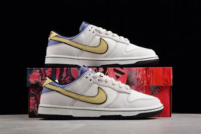 Otomo Katsuhiro x Nk SB Dunk Low "Steamboy OST" 