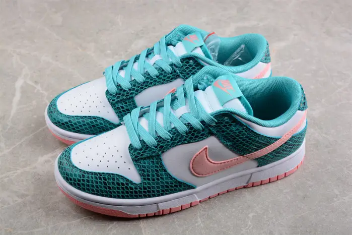 Nike Dunk Low Snakeskin 