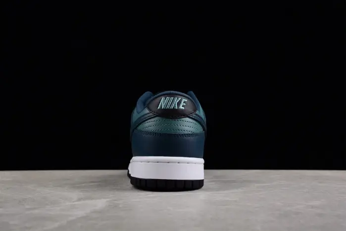 Nike SB Dunk Low "  Ocean " 