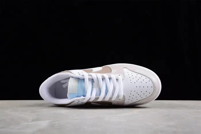 Nike SB Dunk Low 
