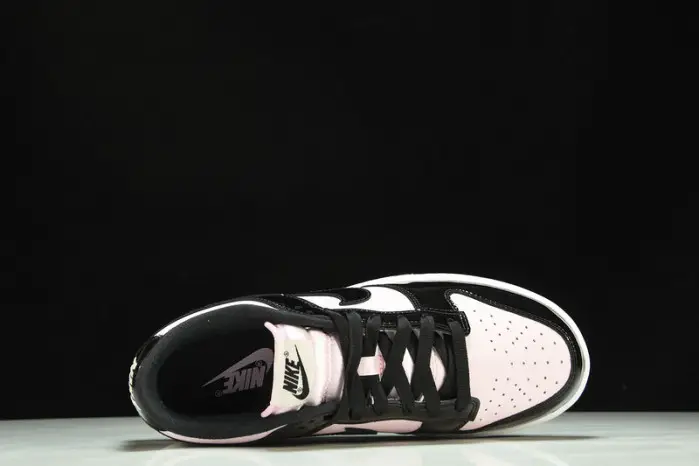 Nike SB Dunk  Low "Pink Black" 