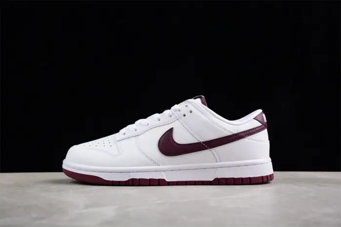 Nike SB Dunk Low 