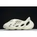 Yee**zy Foam Runner 'Sand'  DDFD2171